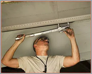 Golden Garage Door Repair Service St Paul, MN 651-800-4935 - 10-install-cont
